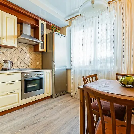 Apartment On Zaslavskaya Street